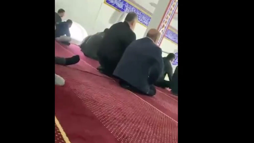 "Silahlanın"demişti: Cebeci Camii imamı hakkında soruşturma
